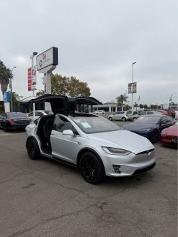 
										2018 Tesla model x 75D Sport Utility 4D full									