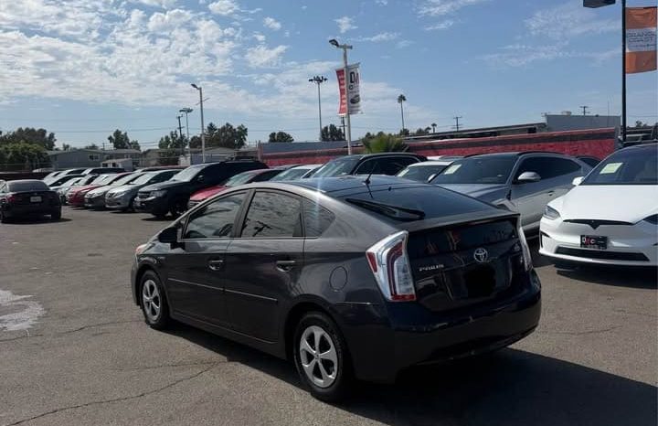 
								2013 Toyota prius full									