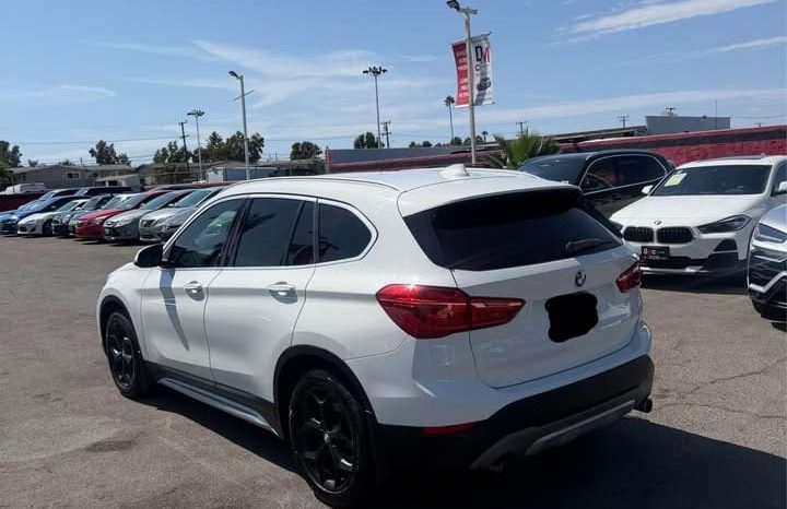 
								2018 BMW x1 sDrive28i Sport Utility 4D full									