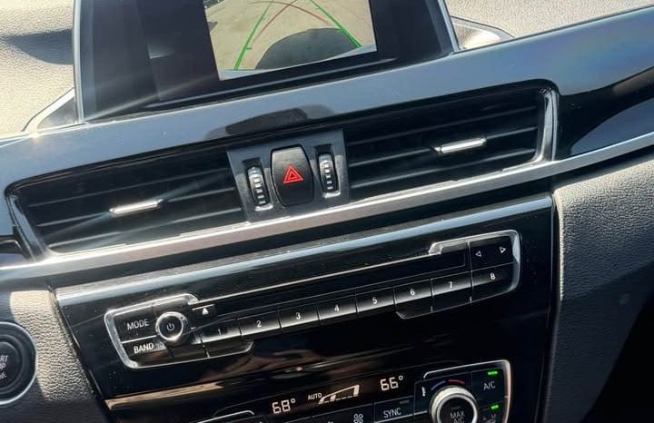 
								2018 BMW x1 sDrive28i Sport Utility 4D full									