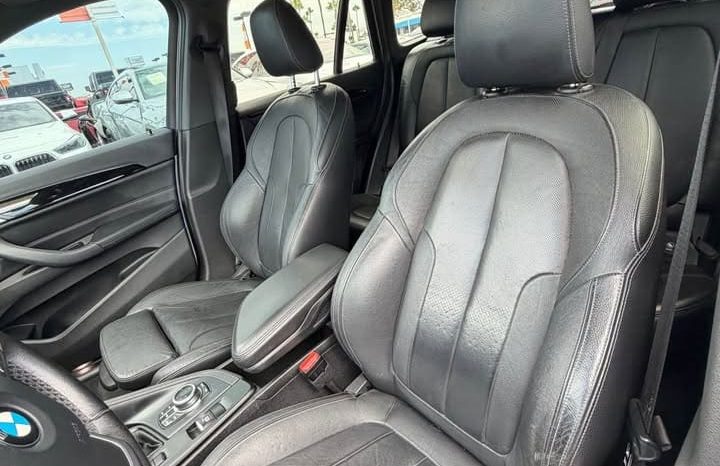 
								2018 BMW x1 sDrive28i Sport Utility 4D full									