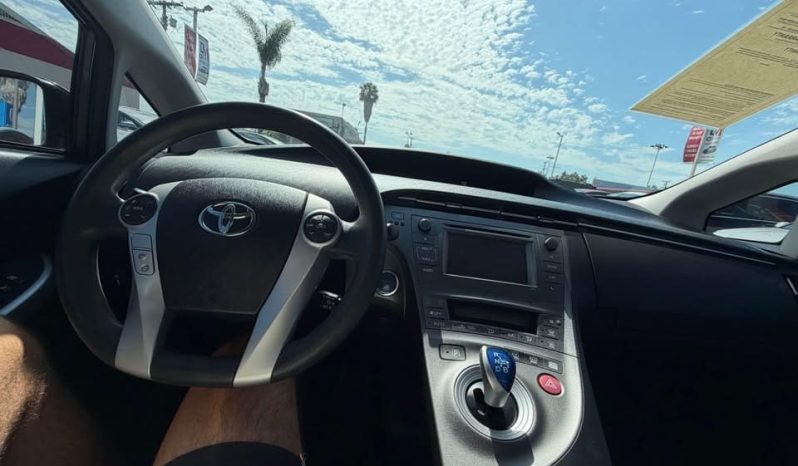 
								2013 Toyota prius full									