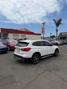 
										2018 BMW x1 sDrive28i Sport Utility 4D full									