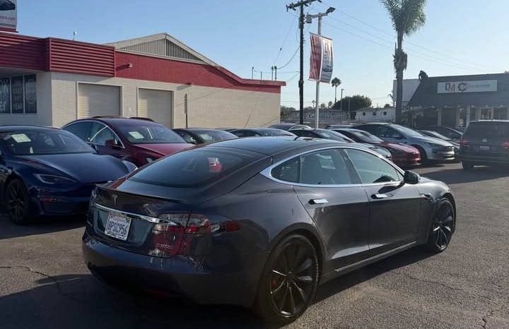
								2017 Tesla model s P100D Sedan 4D full									