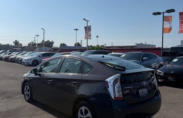 
								2013 Toyota prius full									