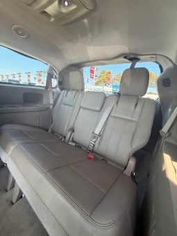 
										2012 Chrysler town & country full									