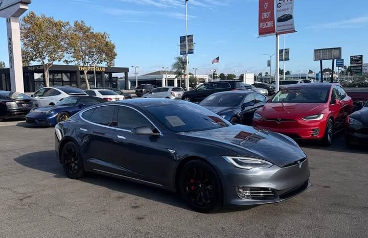 
								2016 Tesla model s P90D Sedan 4D full									
