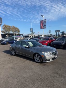 
										2011 Mercedes-Benz e-class E 350 Sedan 4D full									
