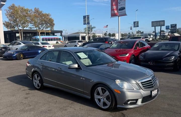 
								2011 Mercedes-Benz e-class E 350 Sedan 4D full									