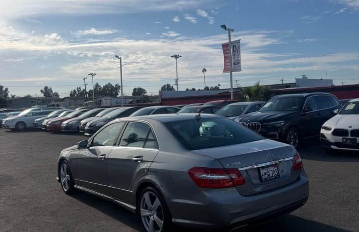 
								2011 Mercedes-Benz e-class E 350 Sedan 4D full									