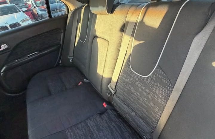 
								2011 Ford fusion full									