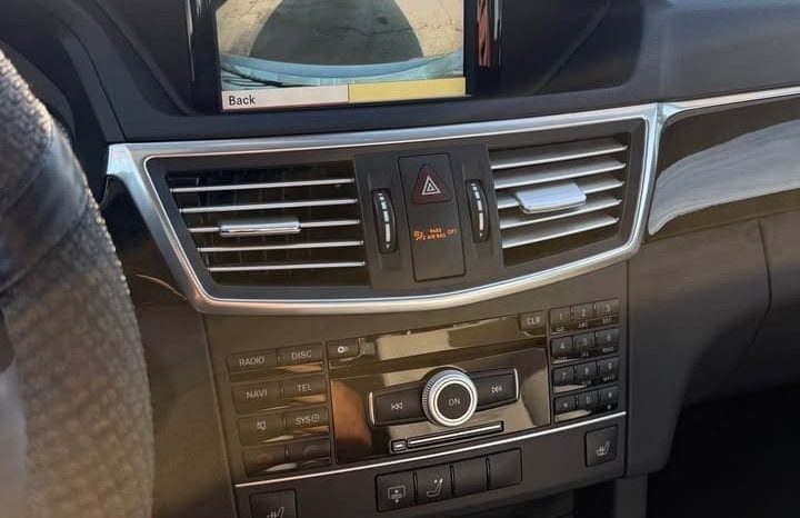 
								2011 Mercedes-Benz e-class E 350 Sedan 4D full									