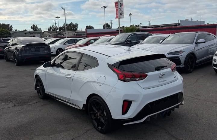 
								2020 Hyundai veloster Turbo R-Spec full									