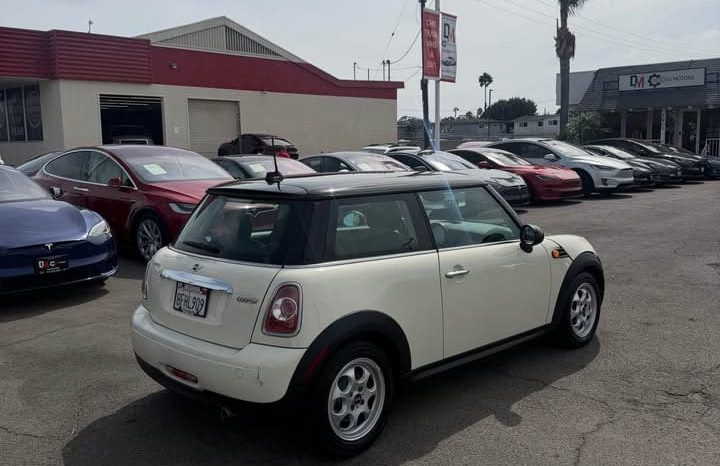 
								2012 MINI cooper full									