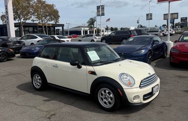 
								2012 MINI cooper full									
