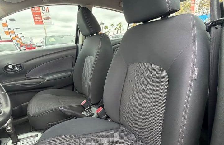 
								2016 Nissan versa full									