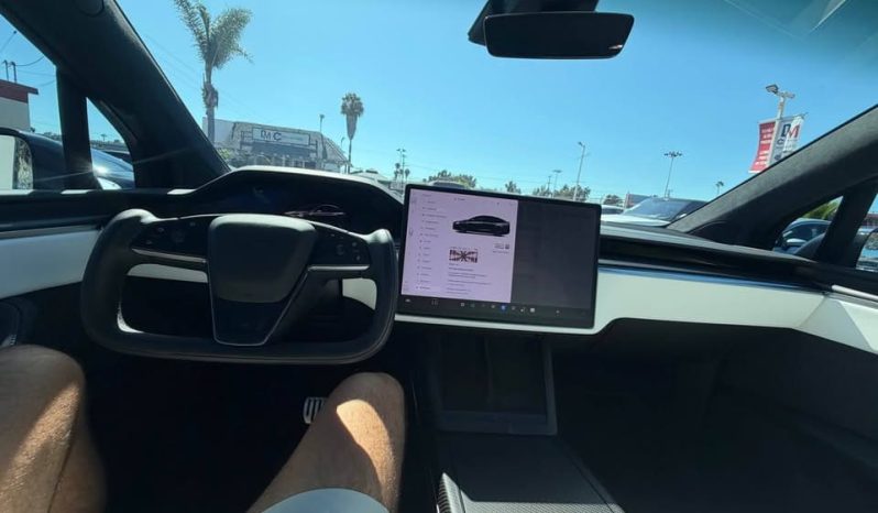 
								2025 Tesla model x Plaid Sport Utility 4D full									