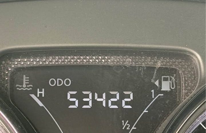 
								2016 Nissan versa full									