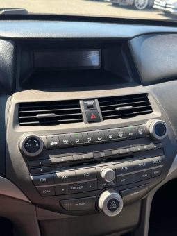 
										2011 Honda accord Sedan 4D full									