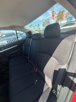 
										2011 Subaru legacy full									