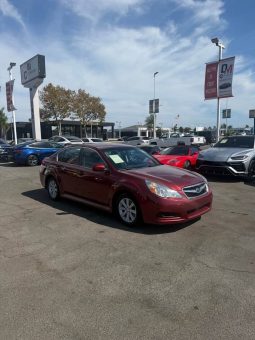 
										2011 Subaru legacy full									
