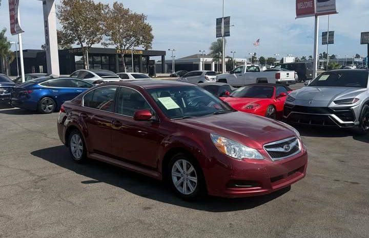 
								2011 Subaru legacy full									