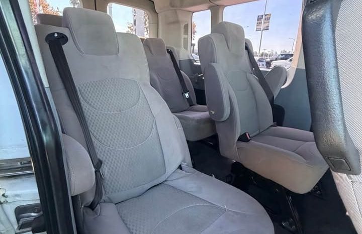 
								2018 Ford transit 350 passenger van XLT w/Medium Roof Van 3D full									