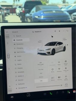 
										2026 Tesla model s Plaid Sedan 4D full									