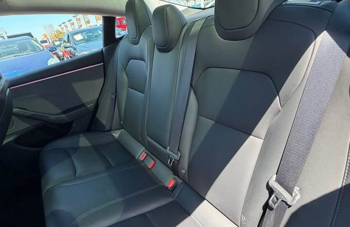 
								2024 Tesla model 3 Sedan 4D full									