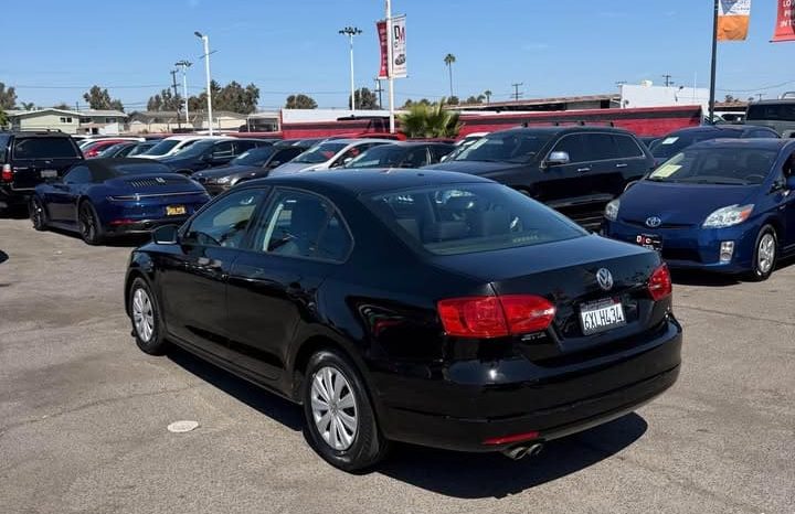 
								2013 Volkswagen jetta full									