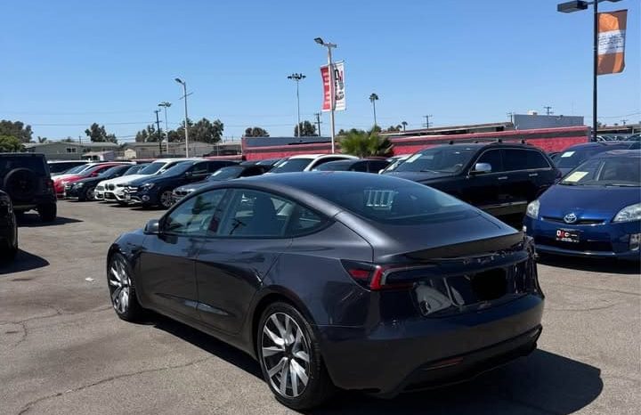
								2024 Tesla model 3 Sedan 4D full									