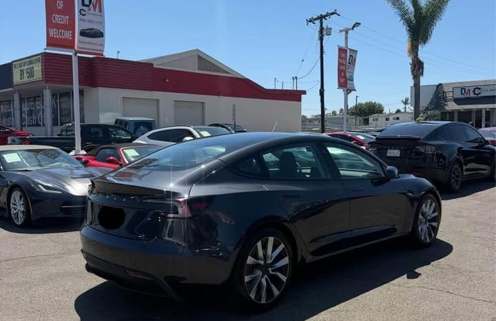 
								2024 Tesla model 3 Sedan 4D full									