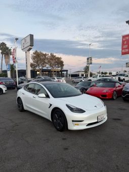 
										2023 Tesla model 3 Standard Range Sedan 4D full									