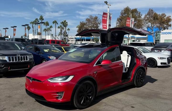 
								2017 Tesla model x 100D Sport Utility 4D full									