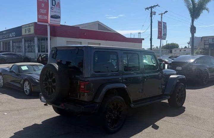 
								2021 Jeep wrangler unlimited 4xe Sahara 4xe Sport Utility 4D full									