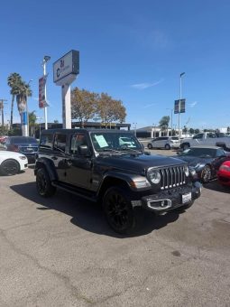 
										2021 Jeep wrangler unlimited 4xe Sahara 4xe Sport Utility 4D full									