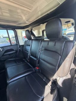 
										2021 Jeep wrangler unlimited 4xe Sahara 4xe Sport Utility 4D full									