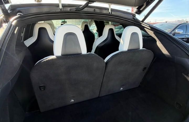 
								2019 Tesla model x Standard Range Sport Utility 4D full									