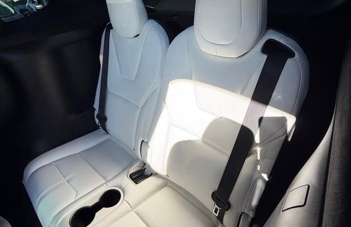 
								2019 Tesla model x Standard Range Sport Utility 4D full									