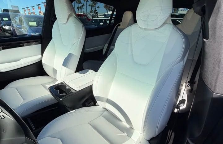 
								2019 Tesla model x Standard Range Sport Utility 4D full									