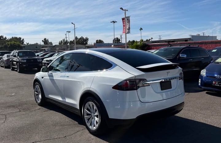 
								2019 Tesla model x Standard Range Sport Utility 4D full									