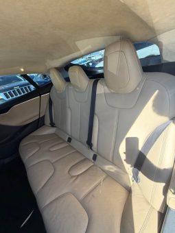 
										2015 Tesla model s 90D Sedan 4D full									