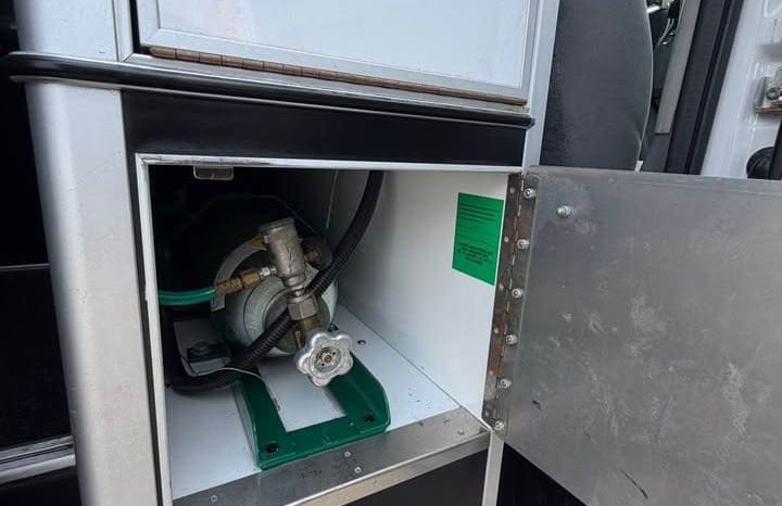 
								2009 Ford econoline e350 cargo full									