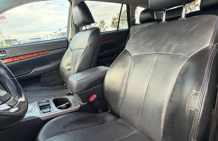 
								2012 Subaru outback full									