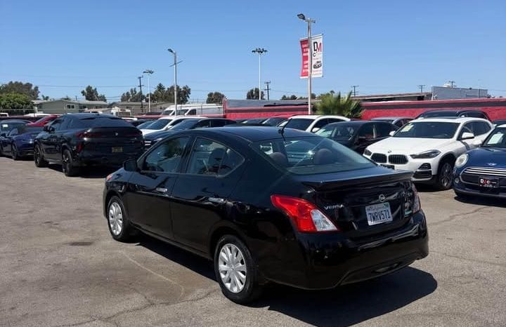 
								2015 Nissan versa full									