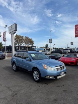 
										2012 Subaru outback full									