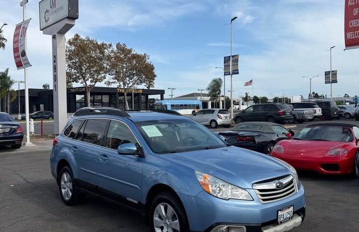 
								2012 Subaru outback full									