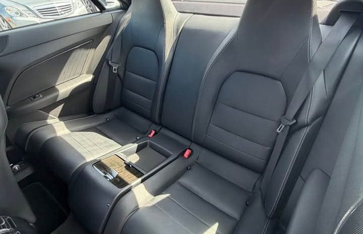 
								2012 Mercedes-Benz e-class E 550 Coupe 2D full									