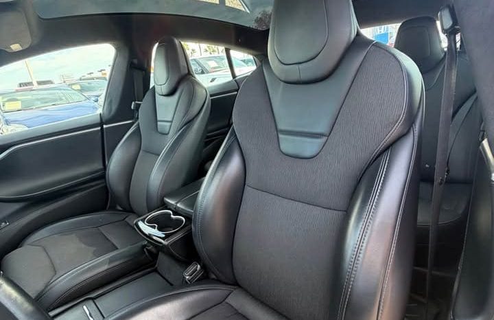 
								2017 Tesla model s 60D Sedan 4D full									