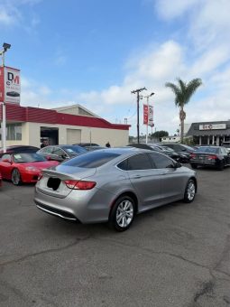
										2015 Chrysler 200 S Sedan 4D full									